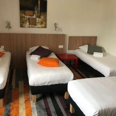 Kyriad Direct Agen Castel Culier Castelculier Esterno foto
