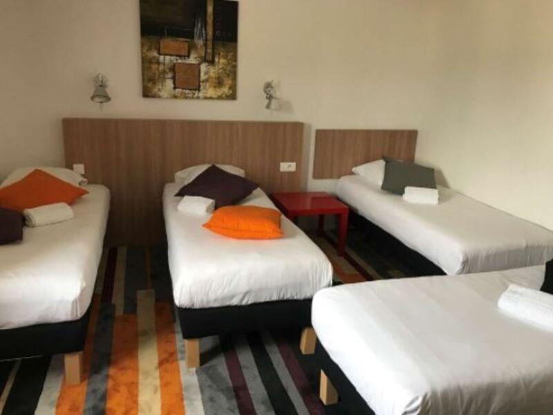 Kyriad Direct Agen Castel Culier Castelculier Esterno foto